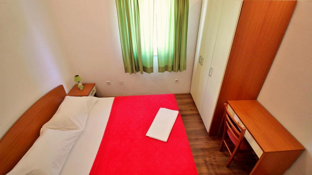 Apartments Marko Nemira Omiš Kültér fotó