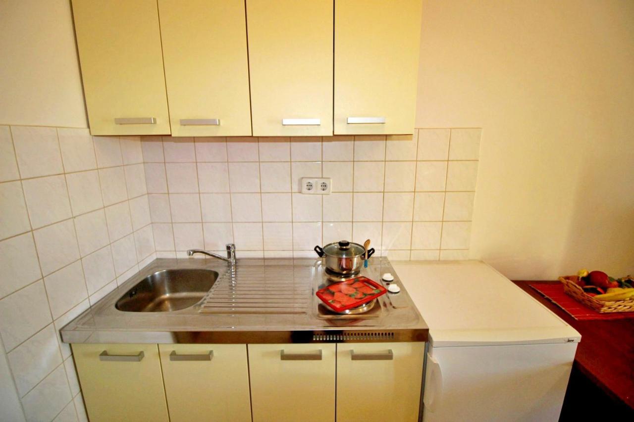 Apartments Marko Nemira Omiš Kültér fotó