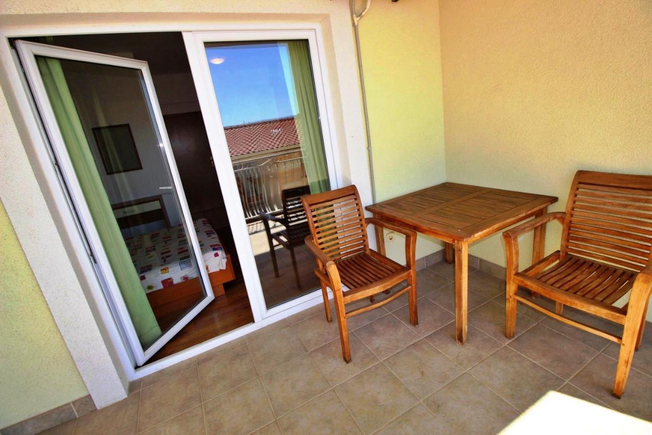 Apartments Marko Nemira Omiš Kültér fotó