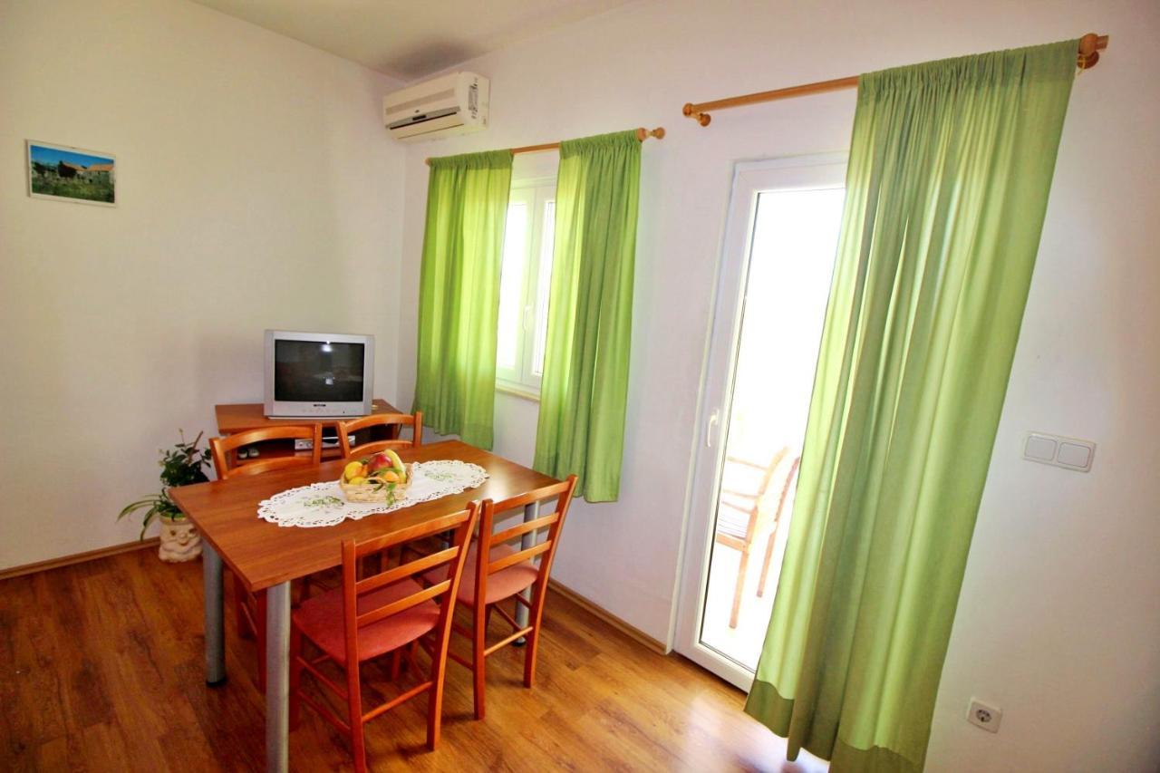 Apartments Marko Nemira Omiš Kültér fotó