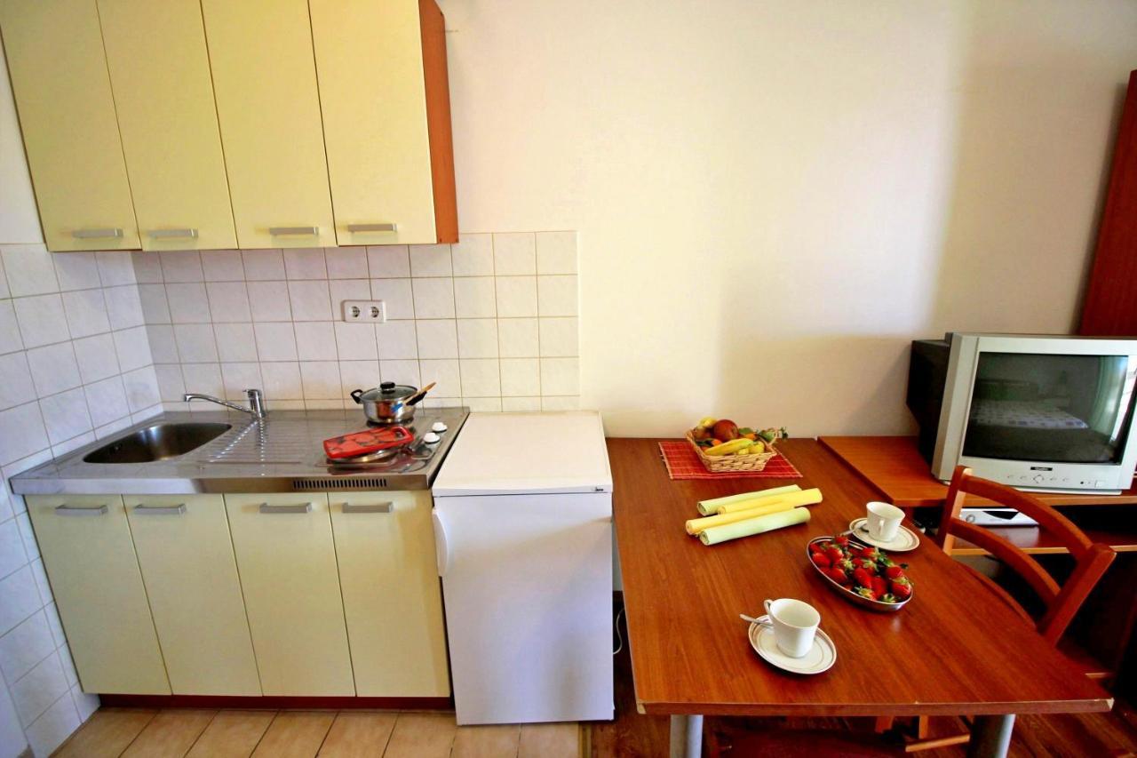 Apartments Marko Nemira Omiš Kültér fotó